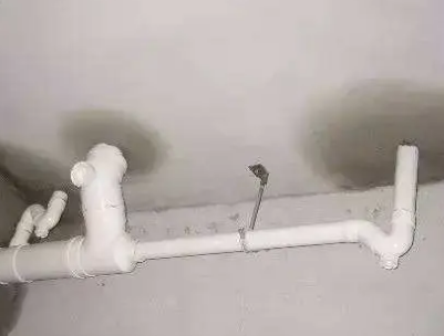 鄂伦春卫生间测漏水的几种情景